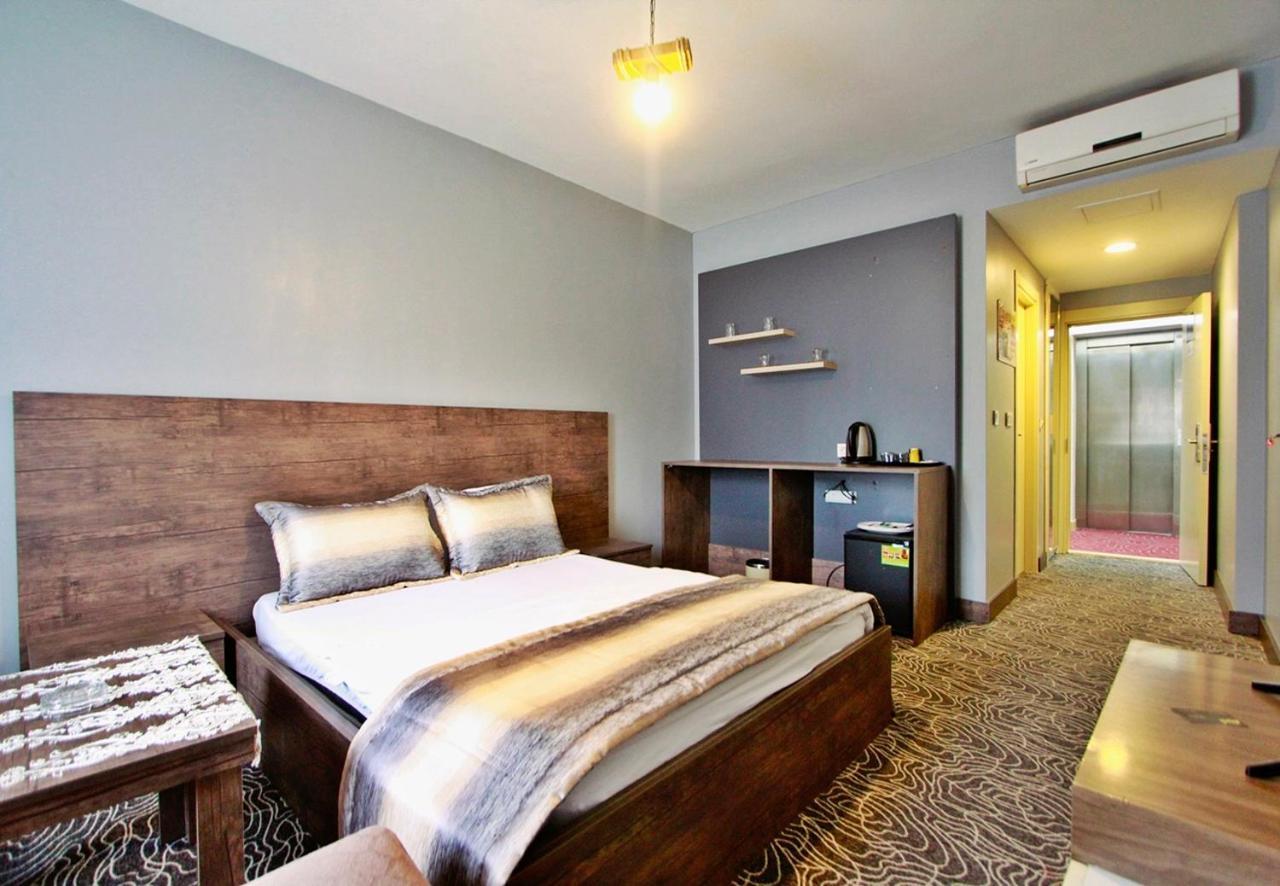 Red House Vip Apartmant Suites Istambul Extérieur photo