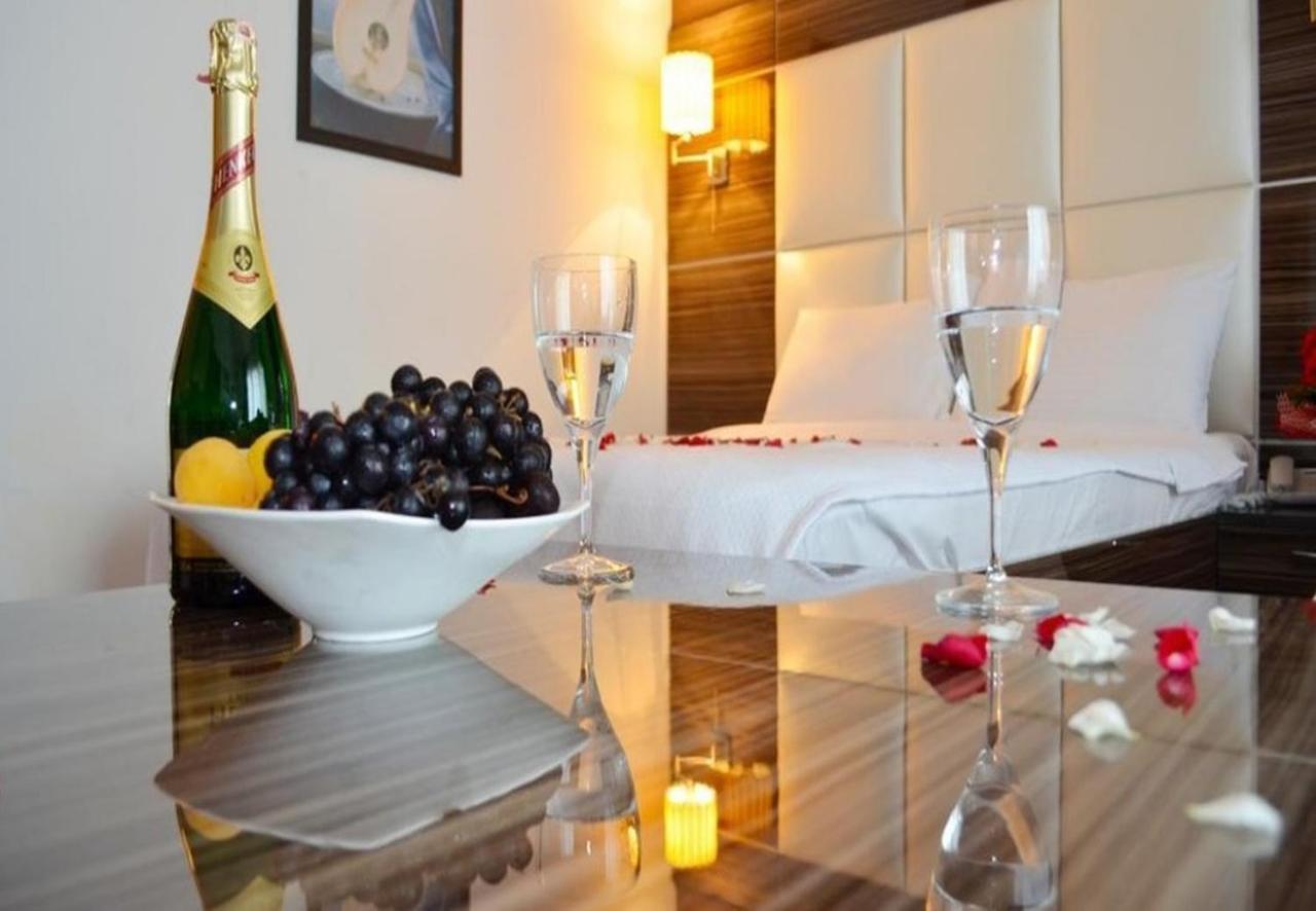 Red House Vip Apartmant Suites Istambul Extérieur photo