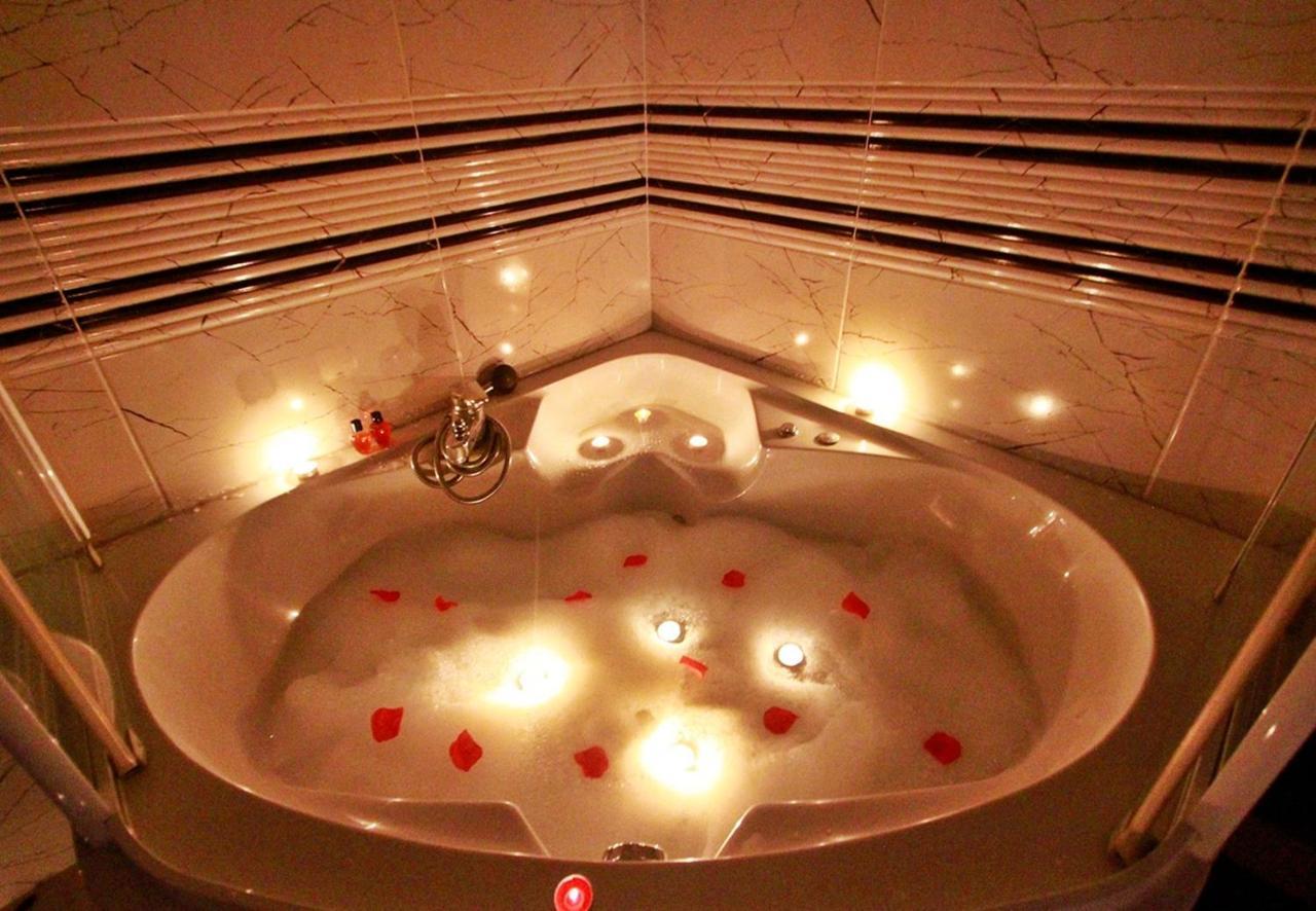 Red House Vip Apartmant Suites Istambul Extérieur photo